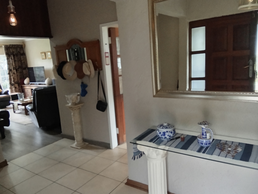 4 Bedroom Property for Sale in Constantia Kloof Gauteng