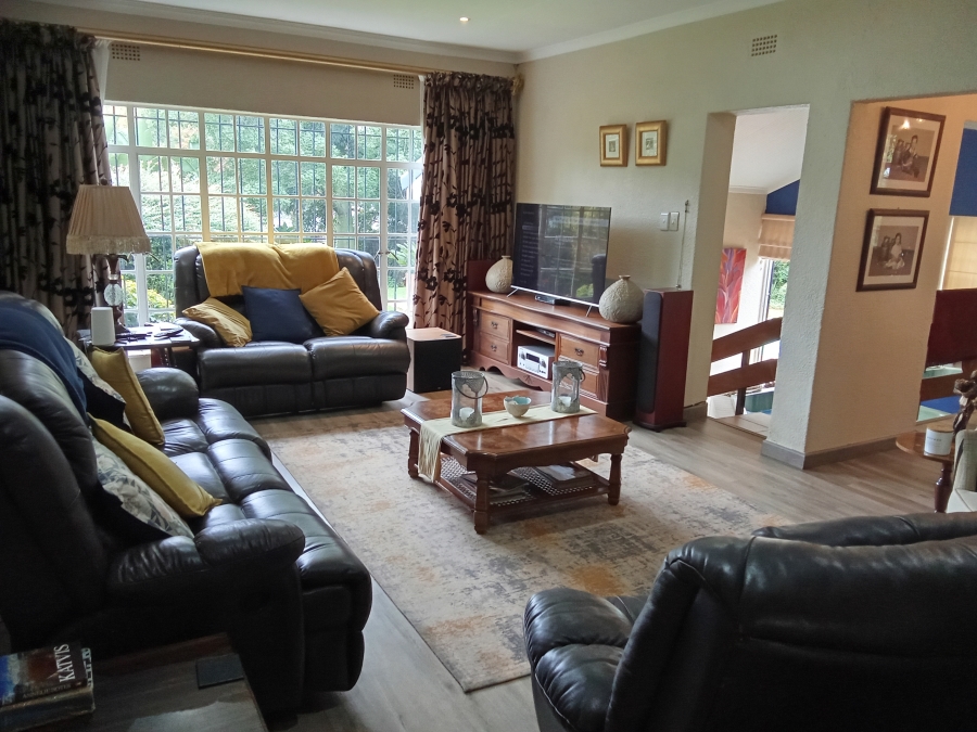4 Bedroom Property for Sale in Constantia Kloof Gauteng