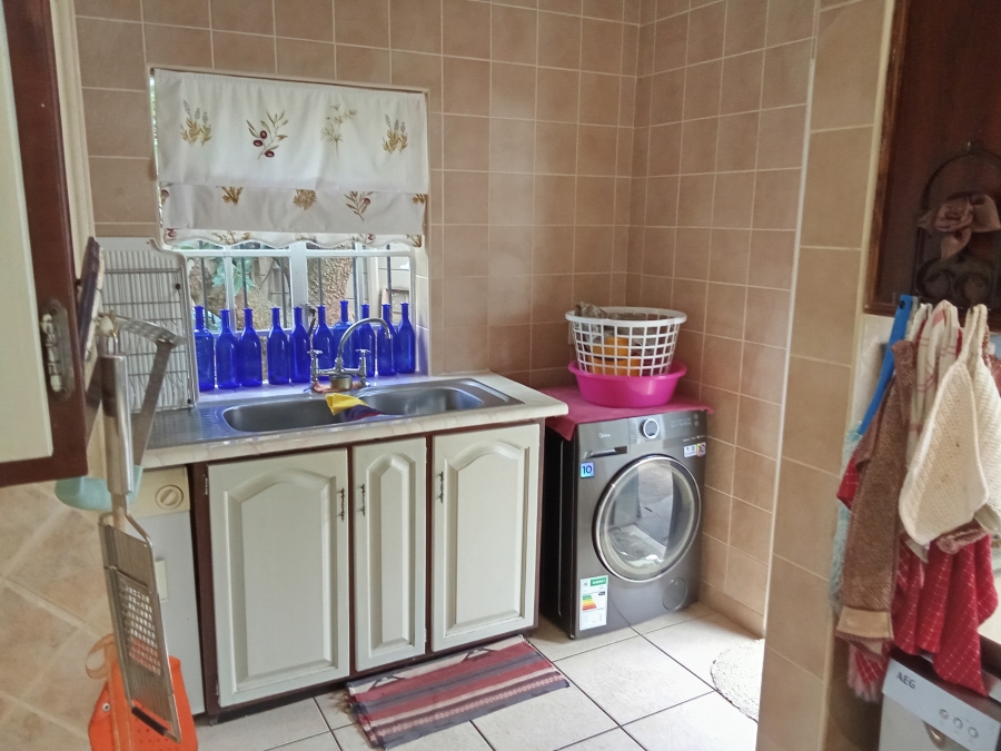 4 Bedroom Property for Sale in Constantia Kloof Gauteng