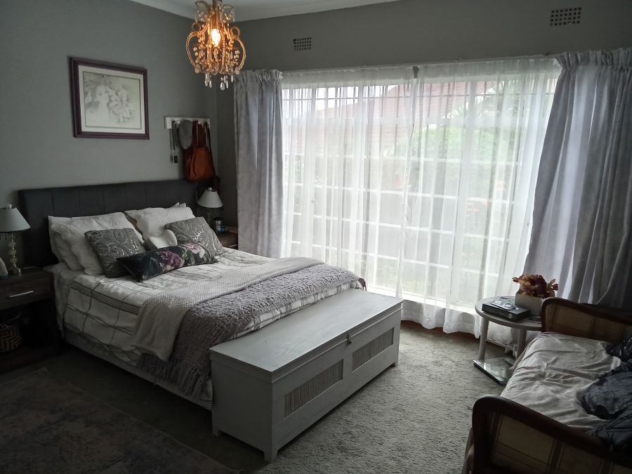 4 Bedroom Property for Sale in Constantia Kloof Gauteng