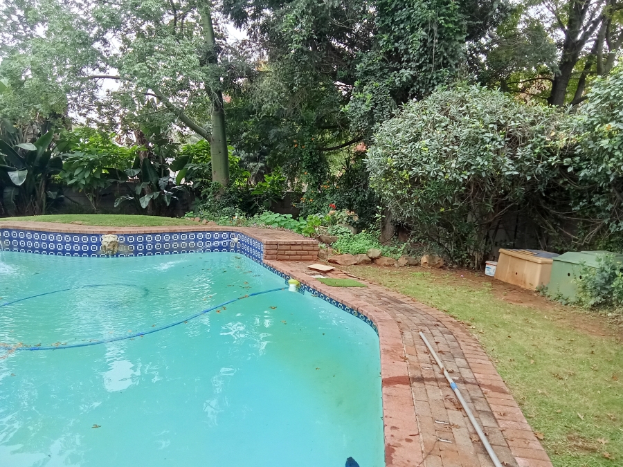 4 Bedroom Property for Sale in Constantia Kloof Gauteng