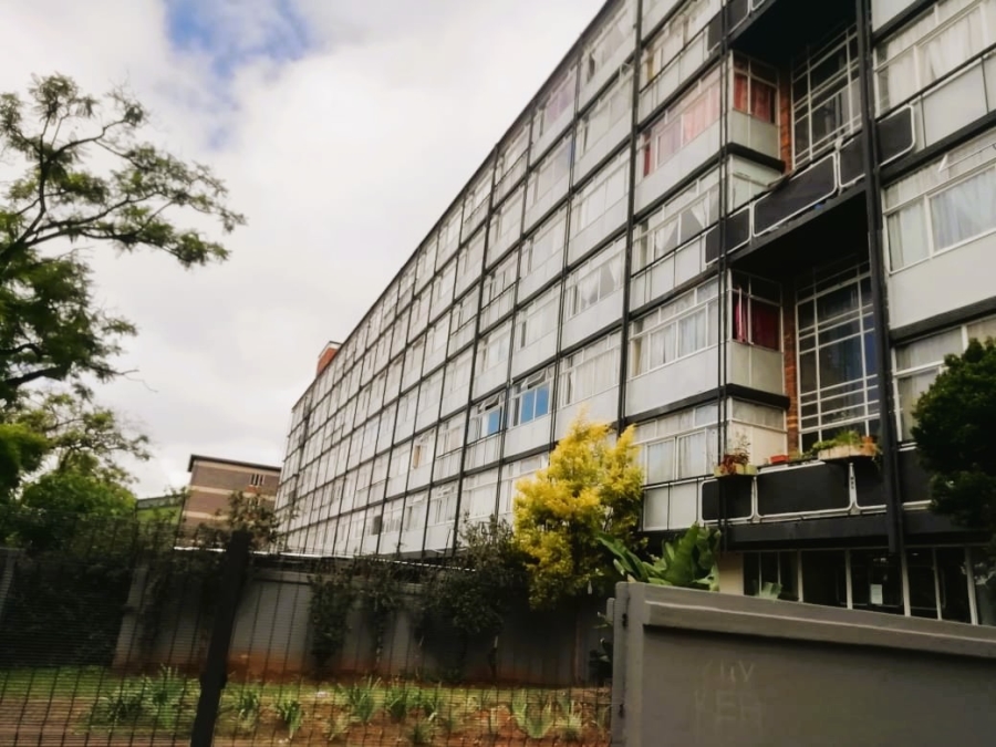2 Bedroom Property for Sale in Muckleneuk Gauteng