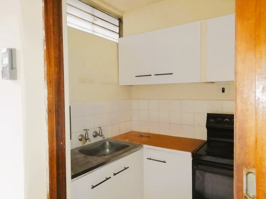 2 Bedroom Property for Sale in Muckleneuk Gauteng
