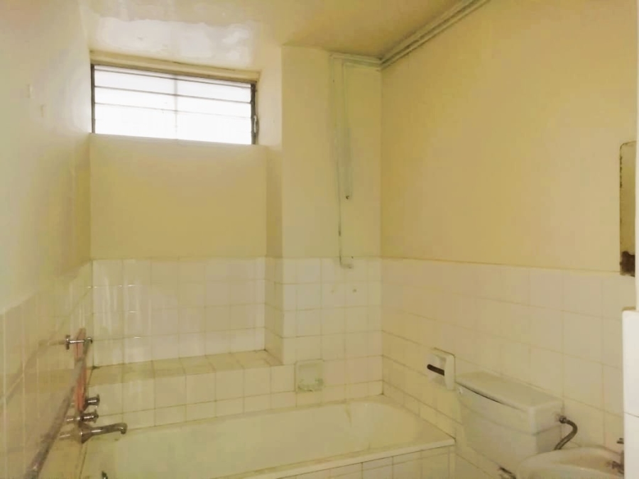 2 Bedroom Property for Sale in Muckleneuk Gauteng