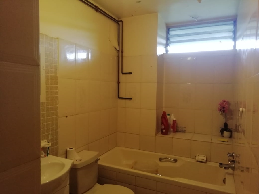 2 Bedroom Property for Sale in Muckleneuk Gauteng