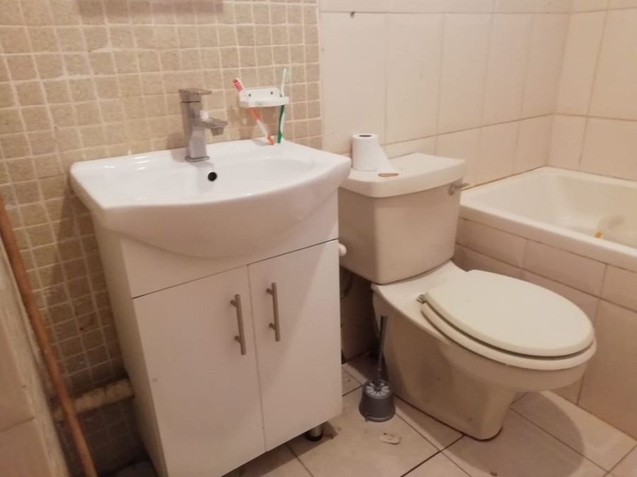 2 Bedroom Property for Sale in Muckleneuk Gauteng