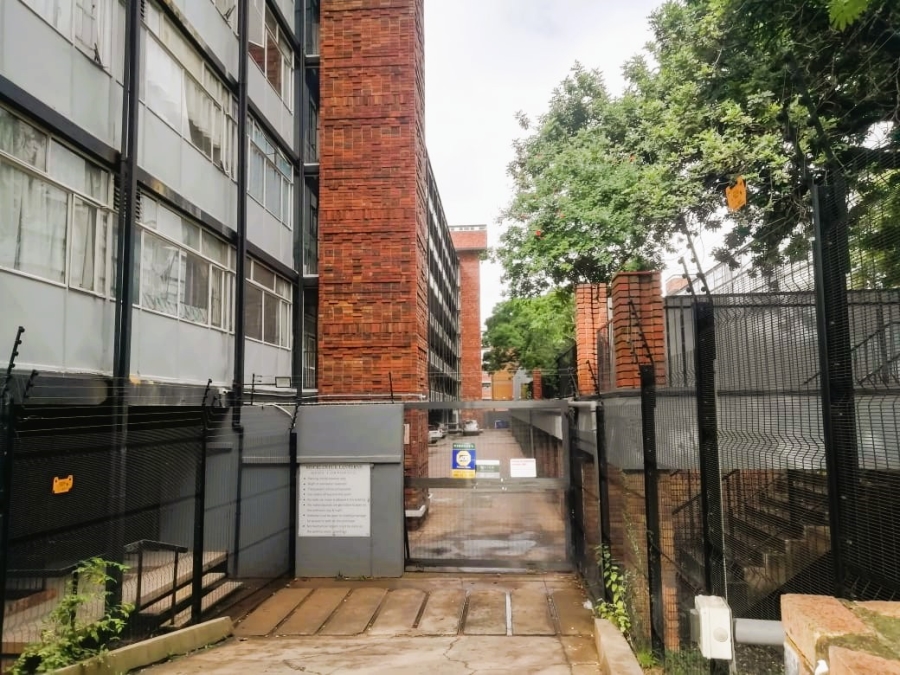 2 Bedroom Property for Sale in Muckleneuk Gauteng