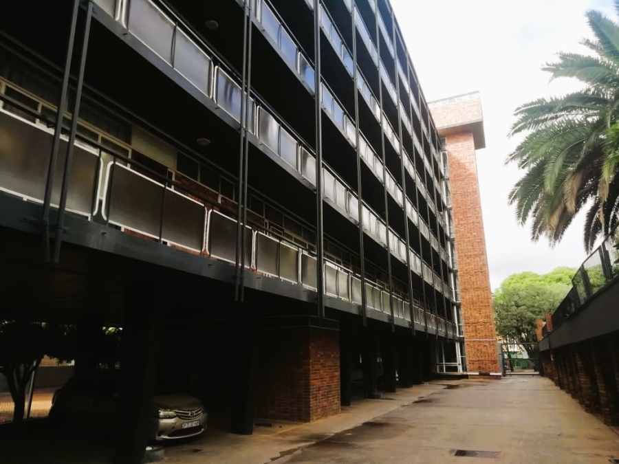 2 Bedroom Property for Sale in Muckleneuk Gauteng