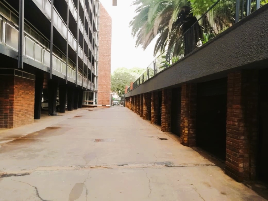 2 Bedroom Property for Sale in Muckleneuk Gauteng