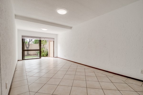 To Let 2 Bedroom Property for Rent in Lonehill Gauteng