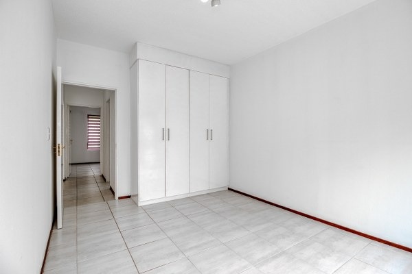 To Let 2 Bedroom Property for Rent in Lonehill Gauteng