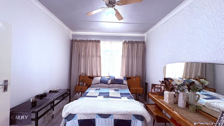 2 Bedroom Property for Sale in Brakpan Central Gauteng