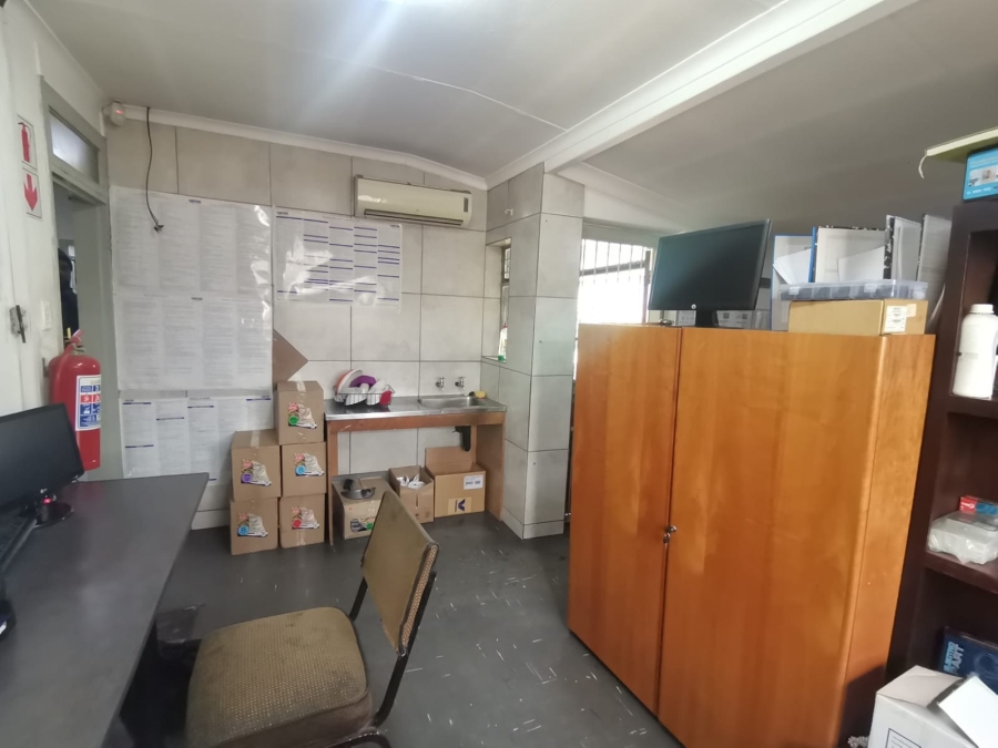 4 Bedroom Property for Sale in Booysens Gauteng
