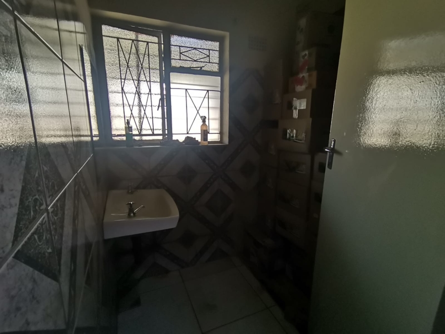 4 Bedroom Property for Sale in Booysens Gauteng
