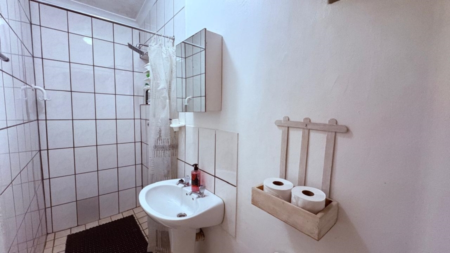 3 Bedroom Property for Sale in Casseldale Gauteng