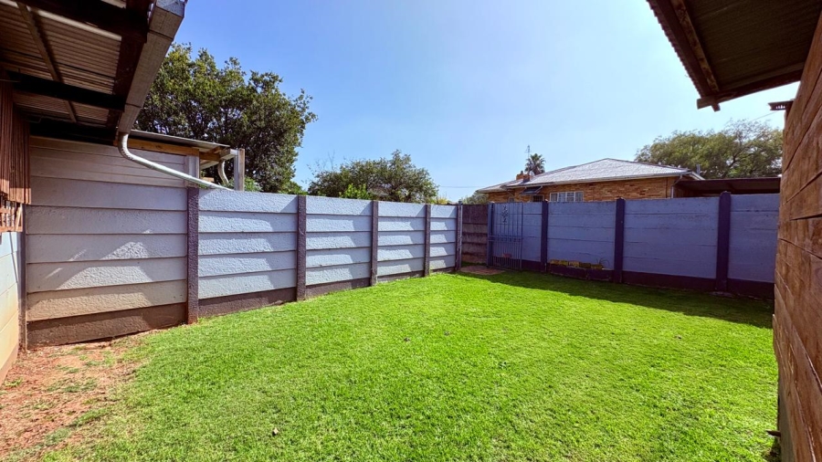 3 Bedroom Property for Sale in Casseldale Gauteng
