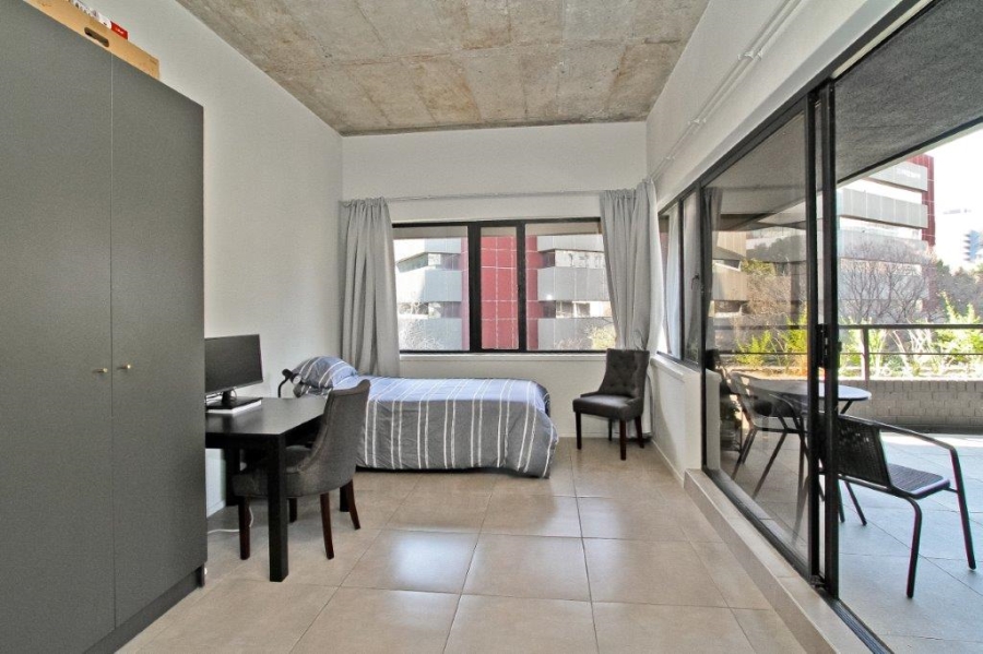 To Let 1 Bedroom Property for Rent in Sandown Gauteng