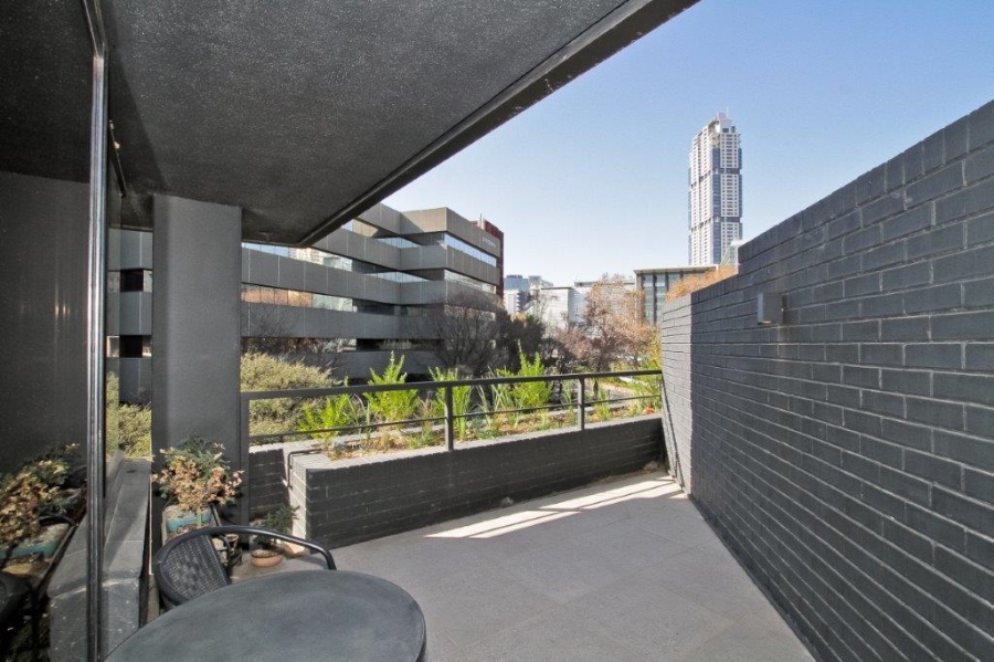 To Let 1 Bedroom Property for Rent in Sandown Gauteng