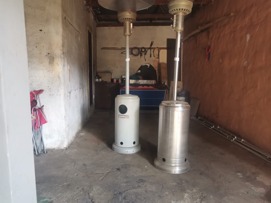 4 Bedroom Property for Sale in Claremont Gauteng