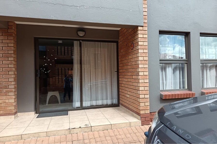 2 Bedroom Property for Sale in Montana Gauteng