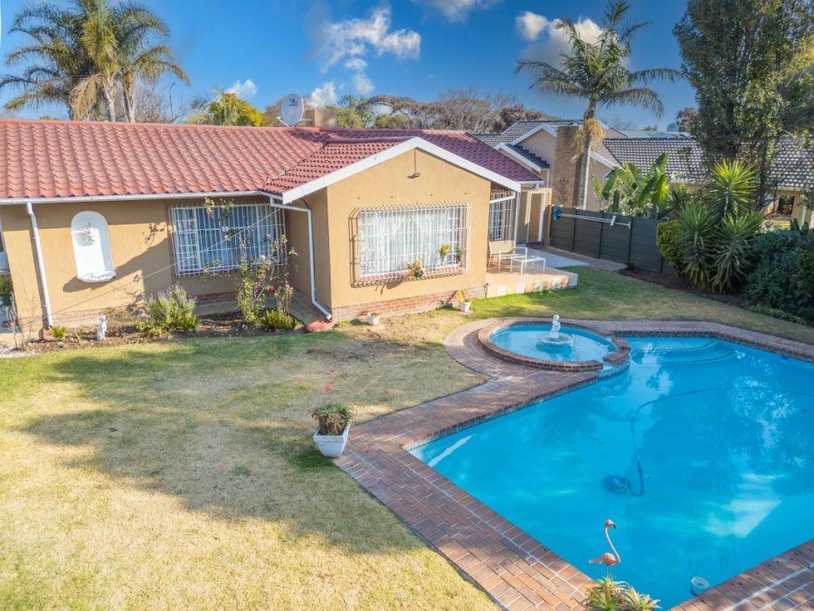 3 Bedroom Property for Sale in Eden Glen Gauteng