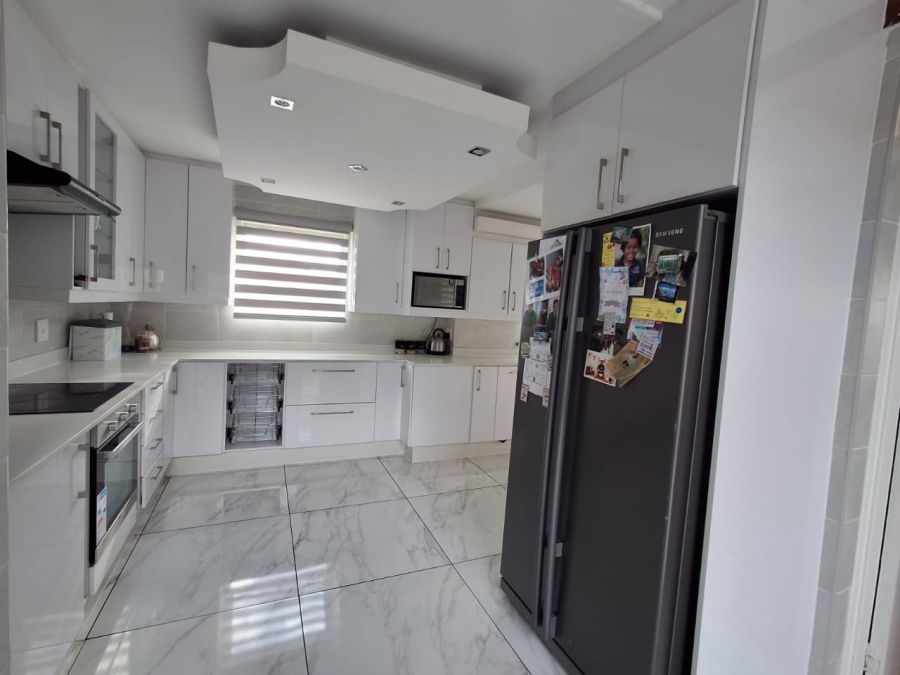 3 Bedroom Property for Sale in Eveleigh Gauteng