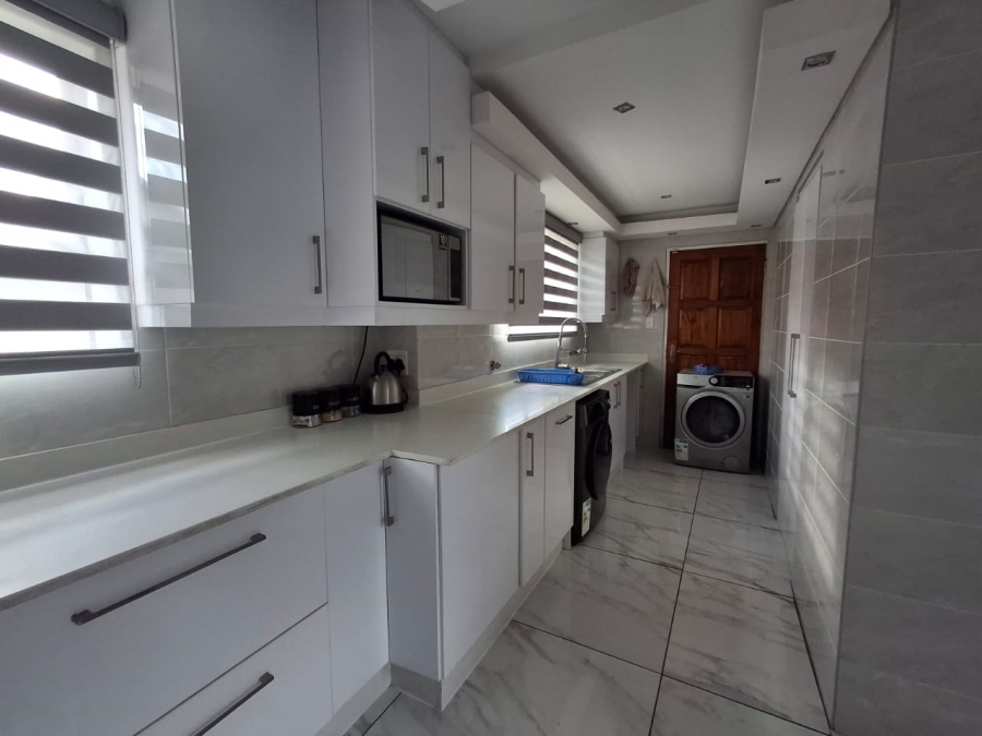3 Bedroom Property for Sale in Eveleigh Gauteng