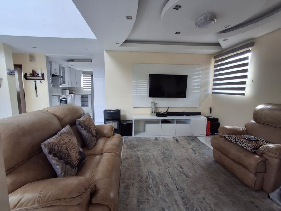 3 Bedroom Property for Sale in Eveleigh Gauteng