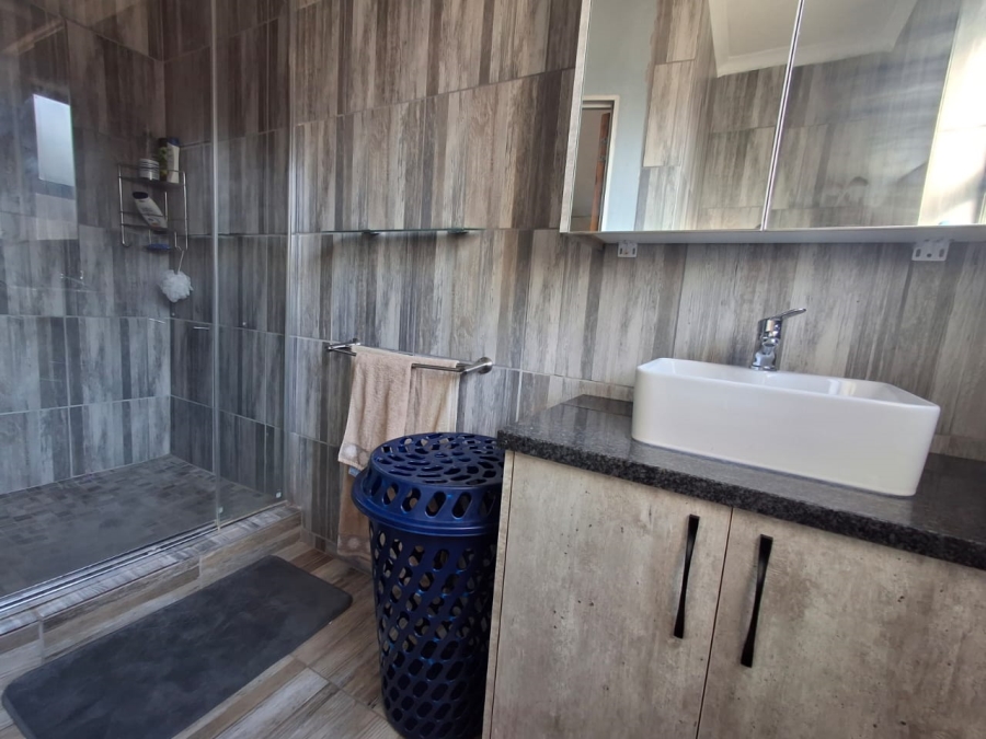 3 Bedroom Property for Sale in Eveleigh Gauteng