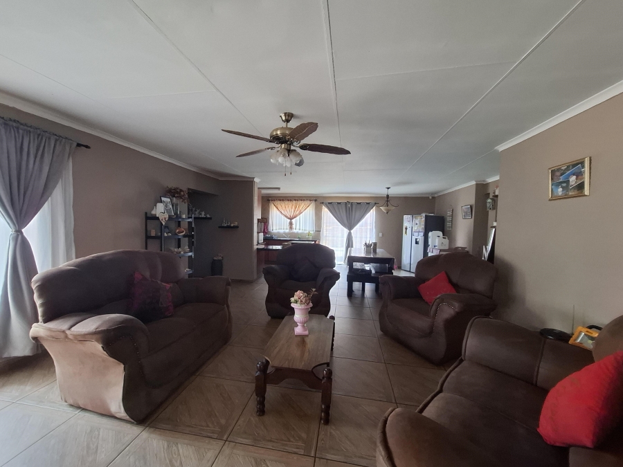 3 Bedroom Property for Sale in New State Areas Gauteng