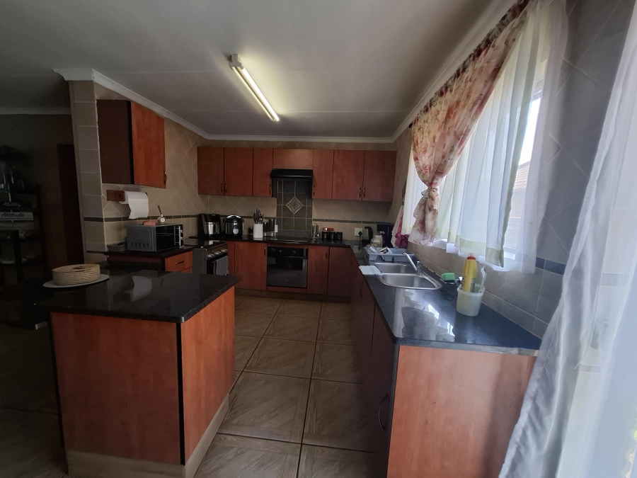 3 Bedroom Property for Sale in New State Areas Gauteng