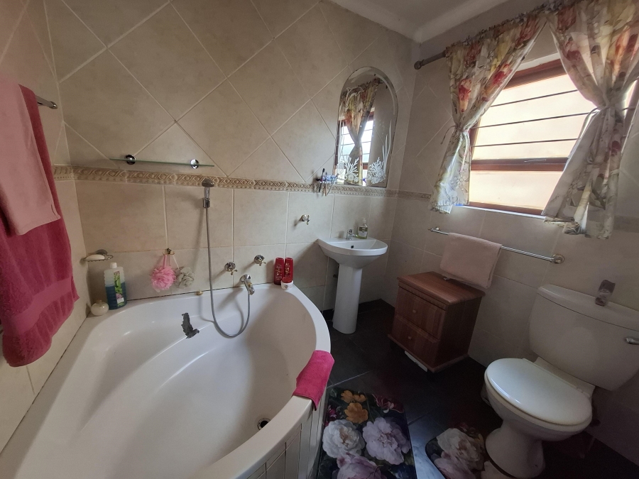 3 Bedroom Property for Sale in New State Areas Gauteng