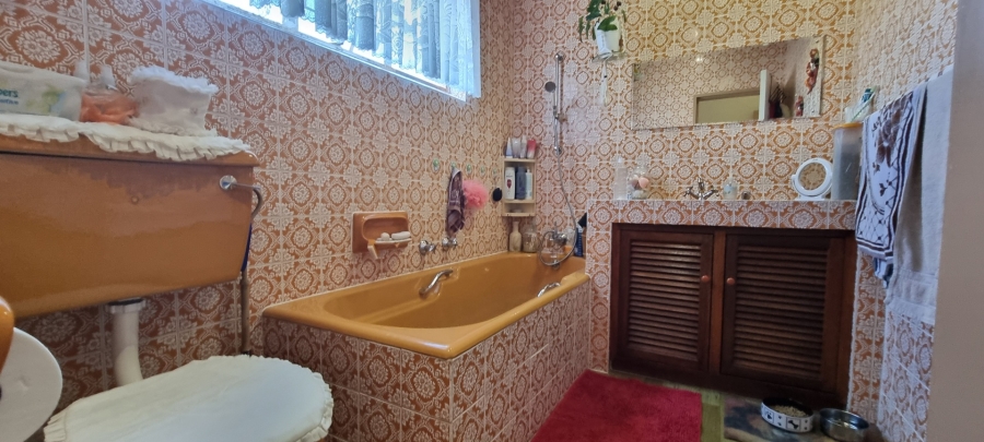 5 Bedroom Property for Sale in Freeway Park Gauteng