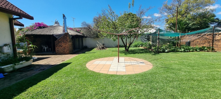 5 Bedroom Property for Sale in Freeway Park Gauteng