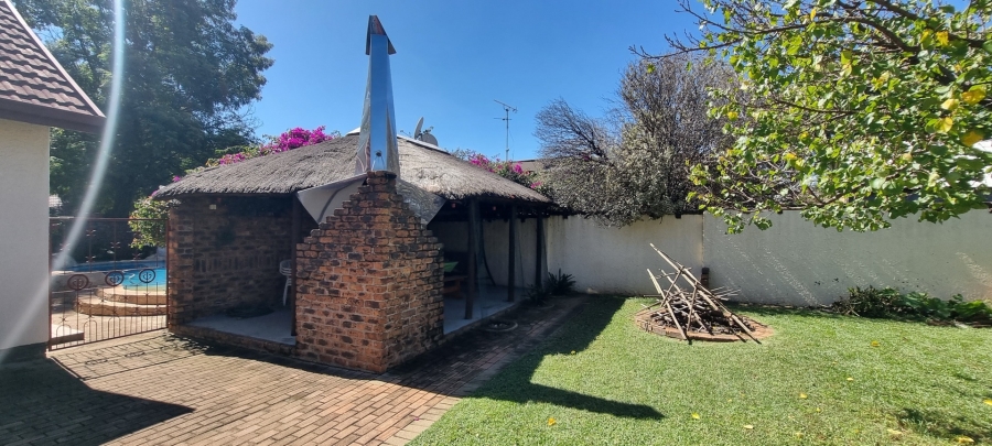5 Bedroom Property for Sale in Freeway Park Gauteng