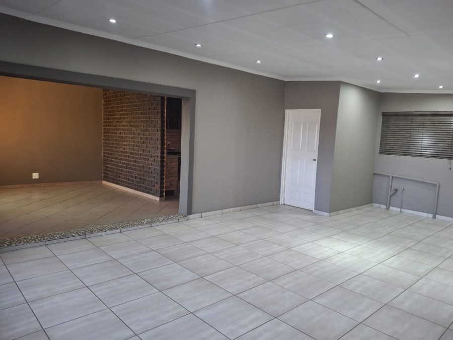 3 Bedroom Property for Sale in Sunair Park Gauteng