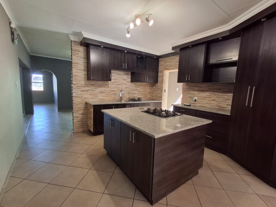 3 Bedroom Property for Sale in Sunair Park Gauteng