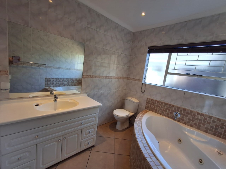 3 Bedroom Property for Sale in Sunair Park Gauteng