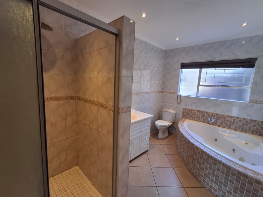 3 Bedroom Property for Sale in Sunair Park Gauteng