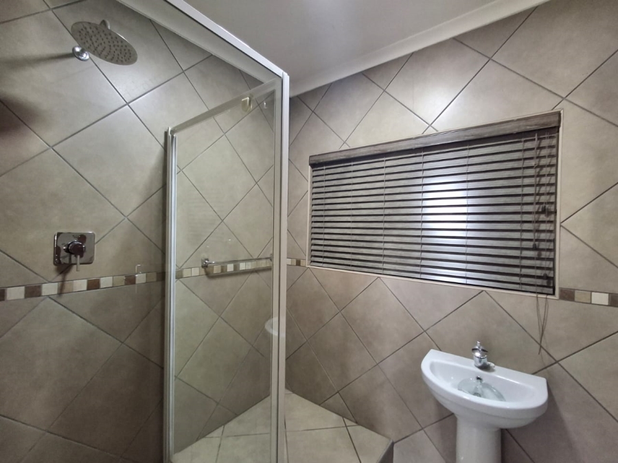3 Bedroom Property for Sale in Sunair Park Gauteng