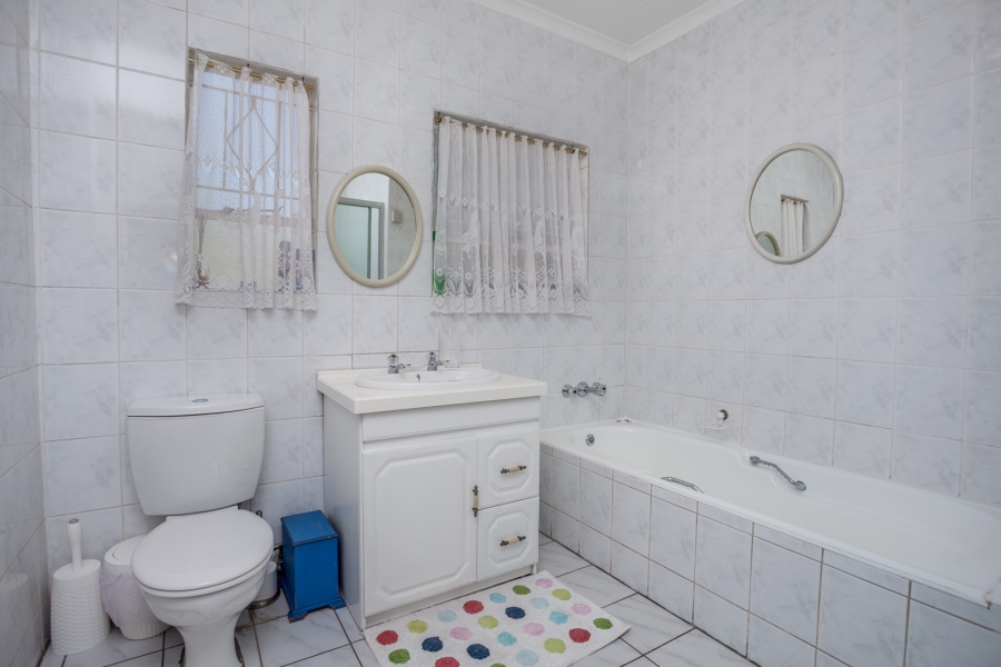4 Bedroom Property for Sale in Bryanston Gauteng