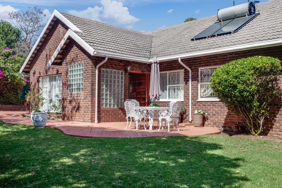4 Bedroom Property for Sale in Bryanston Gauteng