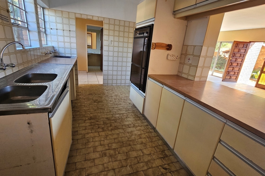 3 Bedroom Property for Sale in Zwartkop Gauteng