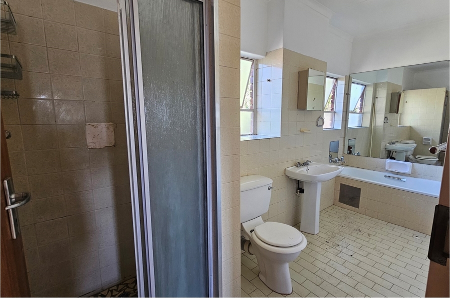 3 Bedroom Property for Sale in Zwartkop Gauteng