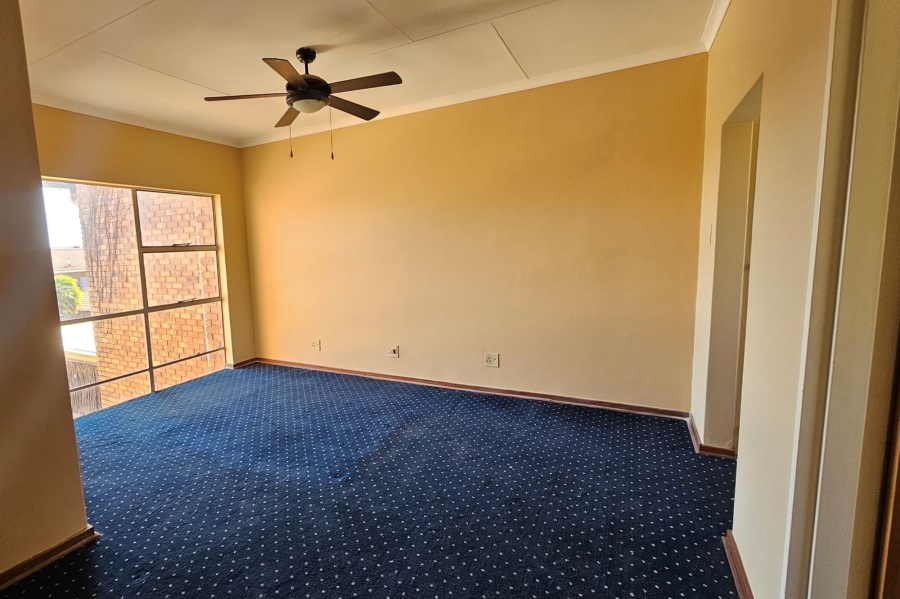3 Bedroom Property for Sale in Zwartkop Gauteng