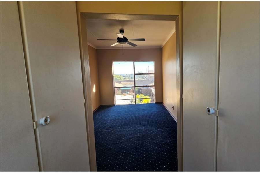 3 Bedroom Property for Sale in Zwartkop Gauteng