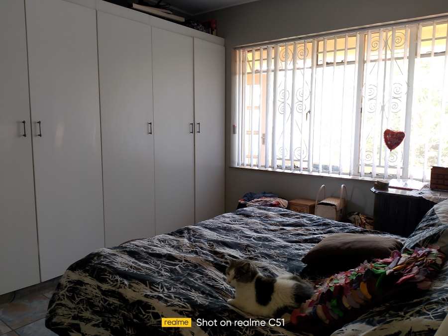 1 Bedroom Property for Sale in Lambton Gauteng