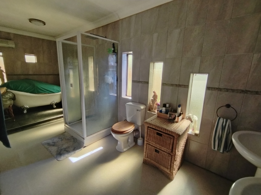 4 Bedroom Property for Sale in Van Dyk Park Gauteng
