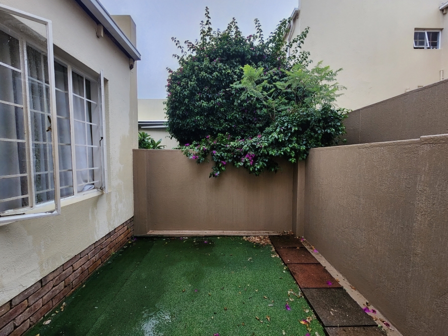 3 Bedroom Property for Sale in Radiokop Gauteng