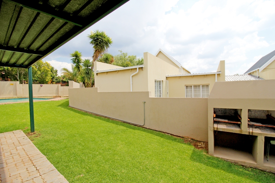 3 Bedroom Property for Sale in Radiokop Gauteng